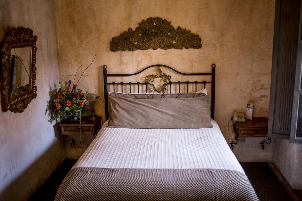 Hotel La Casona De アンティグア・グアテマラ エクステリア 写真